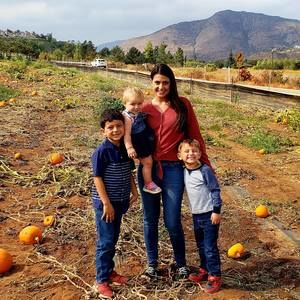 Meet your Posher, Ari